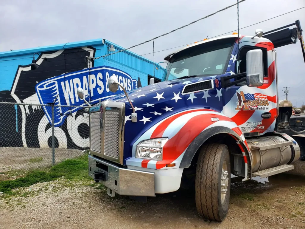 Kenworth T-880 wrap 3M 8900 Mystic Silver laminate